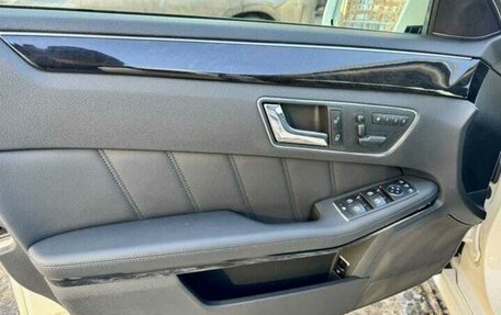 Mercedes-Benz E-Класс, 2010 год, 2 090 000 рублей, 10 фотография
