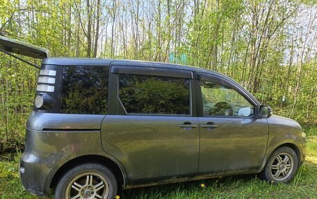 Toyota Sienta I, 2008 год, 880 000 рублей, 2 фотография