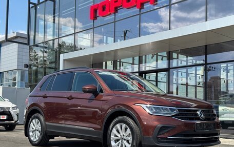 Volkswagen Tiguan II, 2021 год, 2 790 000 рублей, 1 фотография