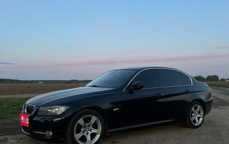 BMW 3 серия, 2011 год, 1 200 000 рублей, 1 фотография