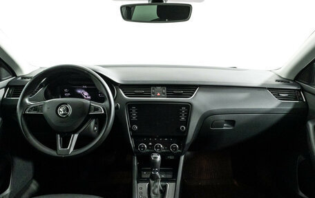Skoda Octavia, 2018 год, 2 249 700 рублей, 13 фотография