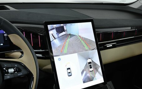 Geely Atlas, 2022 год, 3 299 000 рублей, 7 фотография