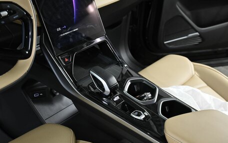Geely Atlas, 2022 год, 3 299 000 рублей, 17 фотография