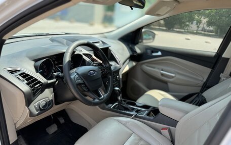 Ford Escape III, 2017 год, 1 700 000 рублей, 9 фотография