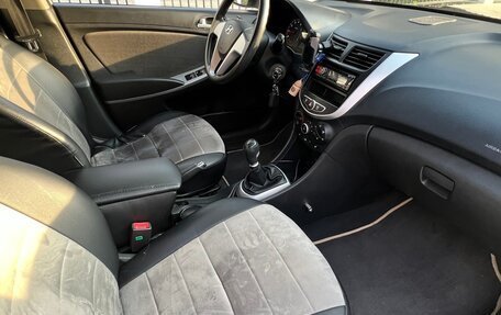 Hyundai Solaris II рестайлинг, 2011 год, 769 000 рублей, 11 фотография