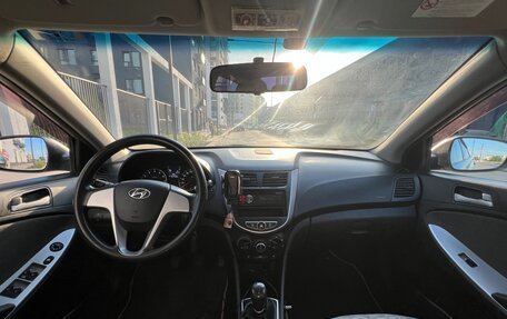 Hyundai Solaris II рестайлинг, 2011 год, 769 000 рублей, 12 фотография