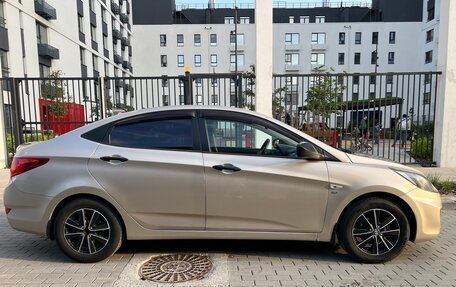 Hyundai Solaris II рестайлинг, 2011 год, 769 000 рублей, 3 фотография