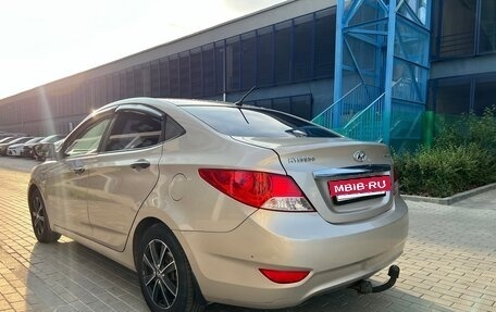 Hyundai Solaris II рестайлинг, 2011 год, 769 000 рублей, 7 фотография