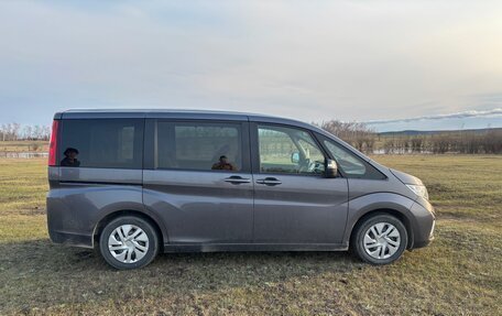 Honda Stepwgn IV, 2020 год, 2 000 000 рублей, 7 фотография