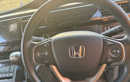 Honda Stepwgn IV, 2020 год, 2 000 000 рублей, 14 фотография