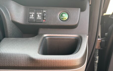 Honda Stepwgn IV, 2020 год, 2 000 000 рублей, 15 фотография