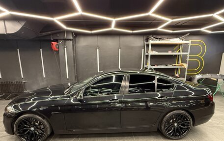 BMW 5 серия, 2014 год, 2 900 000 рублей, 4 фотография