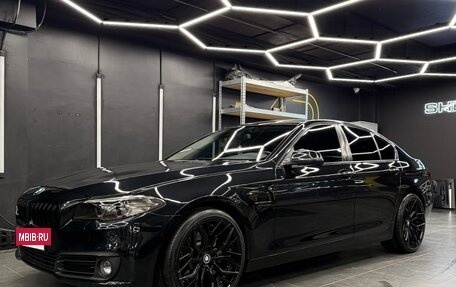 BMW 5 серия, 2014 год, 2 900 000 рублей, 2 фотография
