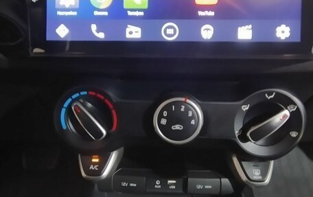 KIA Rio IV, 2019 год, 1 447 000 рублей, 18 фотография