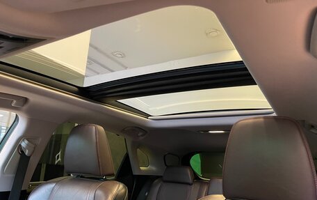 Lexus RX IV рестайлинг, 2019 год, 4 890 000 рублей, 18 фотография