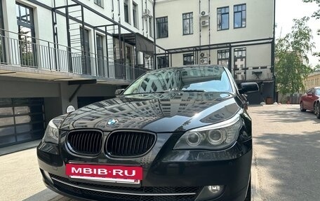 BMW 5 серия, 2009 год, 1 450 000 рублей, 2 фотография
