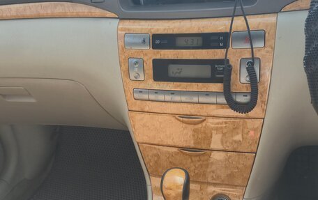 Toyota Corolla, 2004 год, 750 000 рублей, 3 фотография