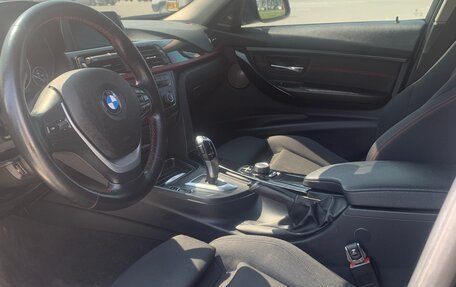 BMW 3 серия, 2013 год, 2 400 000 рублей, 15 фотография