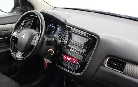 Mitsubishi Outlander III рестайлинг 3, 2018 год, 1 770 000 рублей, 7 фотография