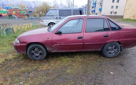 Daewoo Nexia I рестайлинг, 2012 год, 250 000 рублей, 3 фотография