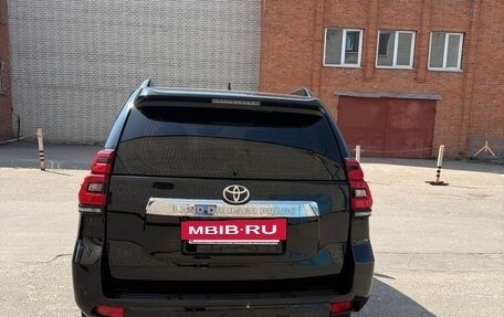 Toyota Land Cruiser Prado 150 рестайлинг 2, 2020 год, 5 200 000 рублей, 11 фотография