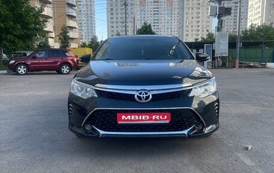 Toyota Camry, 2015 год, 1 800 000 рублей, 1 фотография