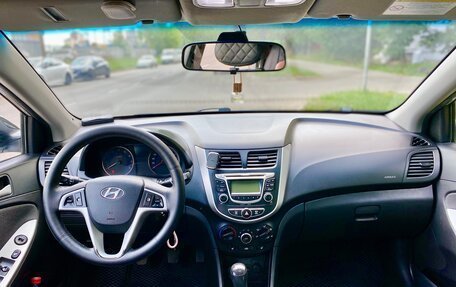 Hyundai Solaris II рестайлинг, 2014 год, 760 000 рублей, 3 фотография