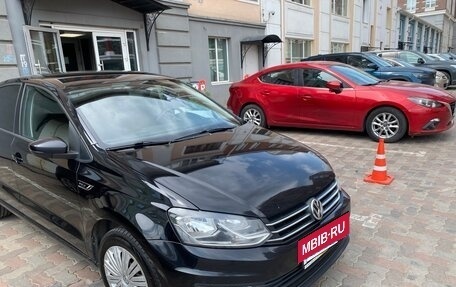 Volkswagen Polo VI (EU Market), 2019 год, 1 500 000 рублей, 2 фотография