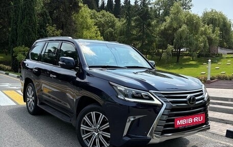 Lexus LX III, 2017 год, 8 570 000 рублей, 2 фотография