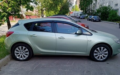 Opel Astra J, 2011 год, 565 000 рублей, 4 фотография
