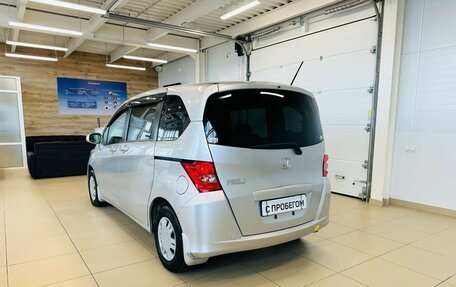 Honda Freed I, 2010 год, 1 099 000 рублей, 4 фотография