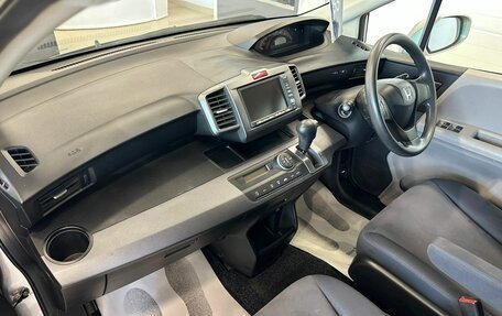 Honda Freed I, 2010 год, 1 099 000 рублей, 13 фотография