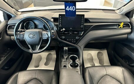 Toyota Camry, 2021 год, 3 199 900 рублей, 16 фотография
