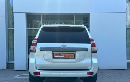 Toyota Land Cruiser Prado 150 рестайлинг 2, 2013 год, 3 049 000 рублей, 4 фотография