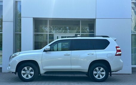 Toyota Land Cruiser Prado 150 рестайлинг 2, 2013 год, 3 049 000 рублей, 5 фотография