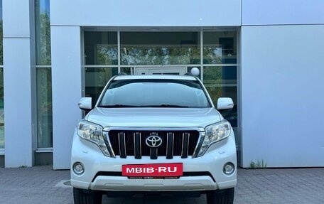 Toyota Land Cruiser Prado 150 рестайлинг 2, 2013 год, 3 049 000 рублей, 3 фотография