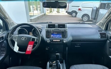 Toyota Land Cruiser Prado 150 рестайлинг 2, 2013 год, 3 049 000 рублей, 10 фотография