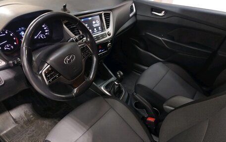Hyundai Solaris II рестайлинг, 2019 год, 810 000 рублей, 7 фотография