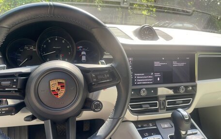 Porsche Macan I рестайлинг, 2023 год, 11 000 000 рублей, 3 фотография