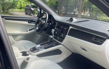 Porsche Macan I рестайлинг, 2023 год, 11 000 000 рублей, 16 фотография
