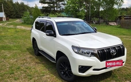 Toyota Land Cruiser Prado 150 рестайлинг 2, 2021 год, 5 850 000 рублей, 4 фотография