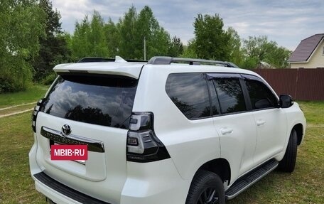 Toyota Land Cruiser Prado 150 рестайлинг 2, 2021 год, 5 850 000 рублей, 6 фотография
