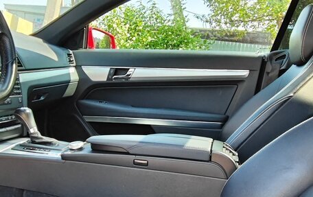 Mercedes-Benz E-Класс, 2012 год, 1 840 000 рублей, 4 фотография
