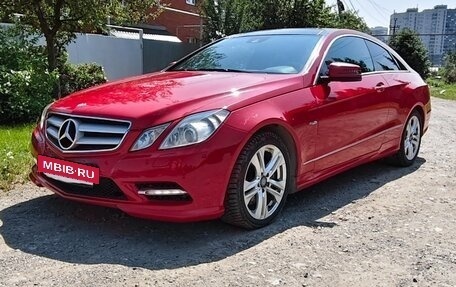 Mercedes-Benz E-Класс, 2012 год, 1 840 000 рублей, 6 фотография