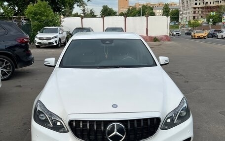 Mercedes-Benz E-Класс, 2013 год, 2 450 000 рублей, 2 фотография