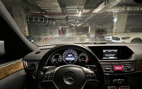 Mercedes-Benz E-Класс, 2013 год, 2 450 000 рублей, 18 фотография