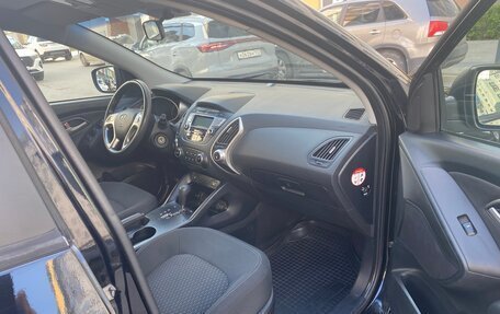 Hyundai ix35 I рестайлинг, 2012 год, 1 300 000 рублей, 11 фотография