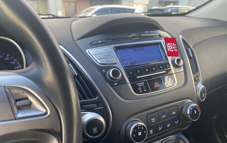 Hyundai ix35 I рестайлинг, 2012 год, 1 300 000 рублей, 9 фотография