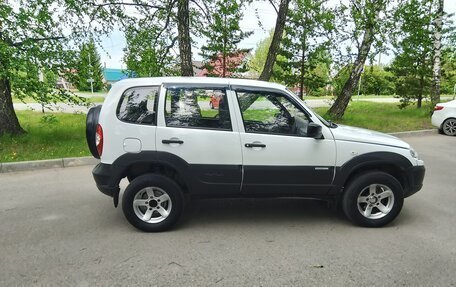Chevrolet Niva I рестайлинг, 2014 год, 520 000 рублей, 9 фотография