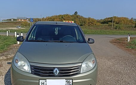 Renault Sandero I, 2012 год, 610 000 рублей, 2 фотография